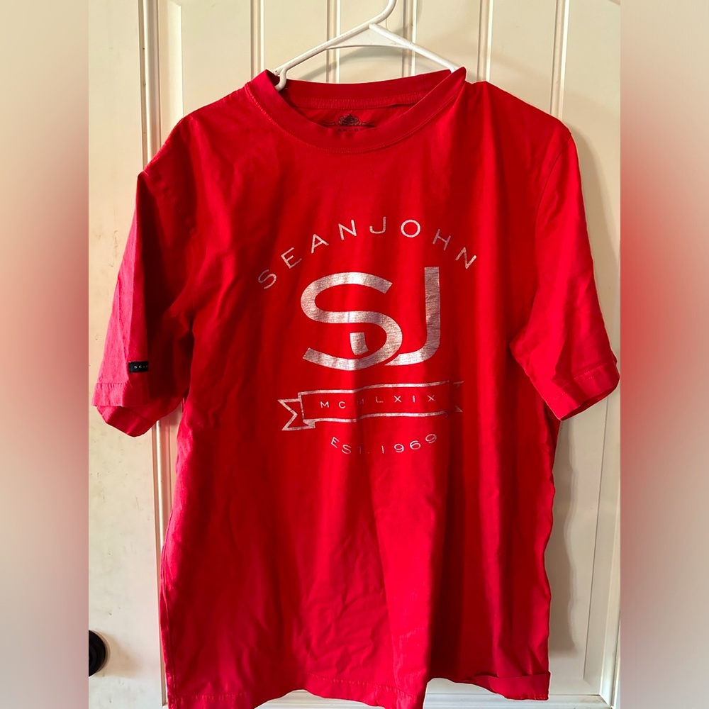Bright red and silver letters sean john tshirts men size xl